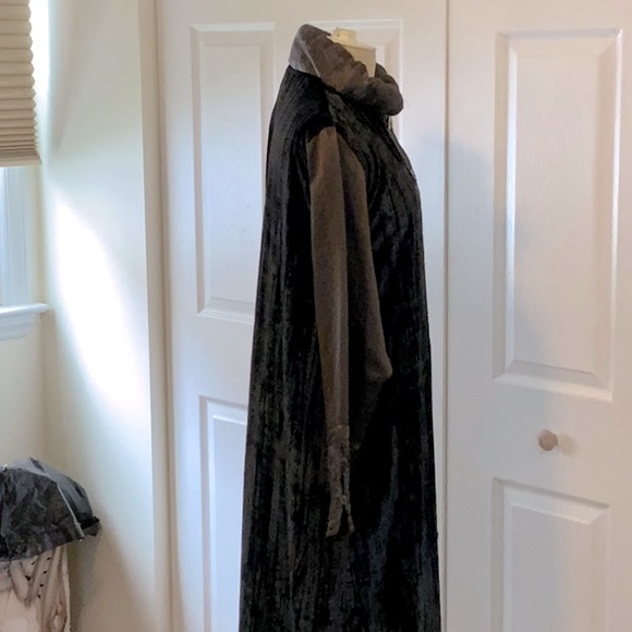 EXOTIC- M/L Black and Brown Velvet Maxi Dress w/ Matching Velvet Pants - Picture 5 of 16